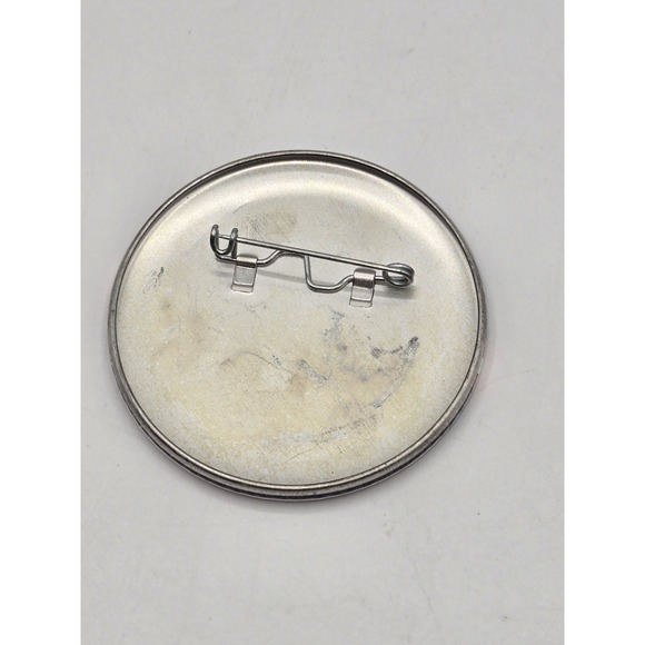 Richard Nixon "The‎ Politics of Peace" Commemorative Button - Picture 3 of 3